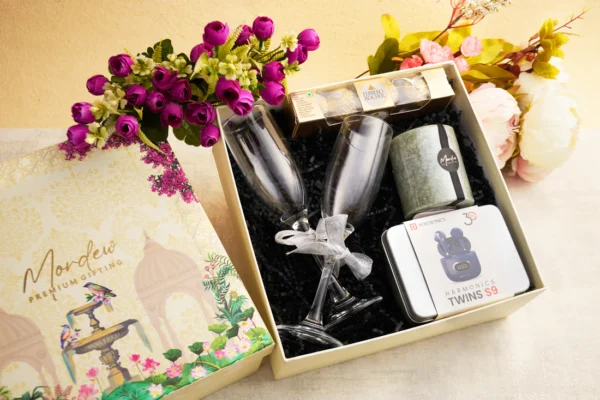 LUXE CELEBRATION GIFT HAMPER